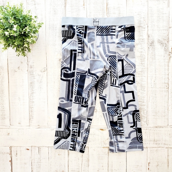 Nike Pro Compression Just Do It  Print Capri - Picture 2 of 8